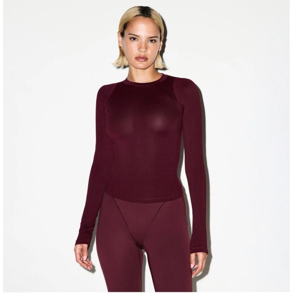 Nike SKIMS Airy Womens Long-Sleeve Crew-Neck Top Burgundy TP-LST-2752 Size M - Picture 1 of 7
